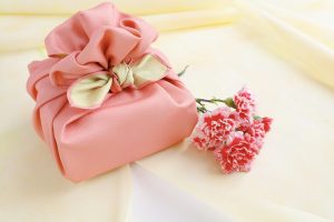 退職プレゼントの選び方完全ガイド｜失礼のない予算・NG品・ターゲット別おすすめランキング