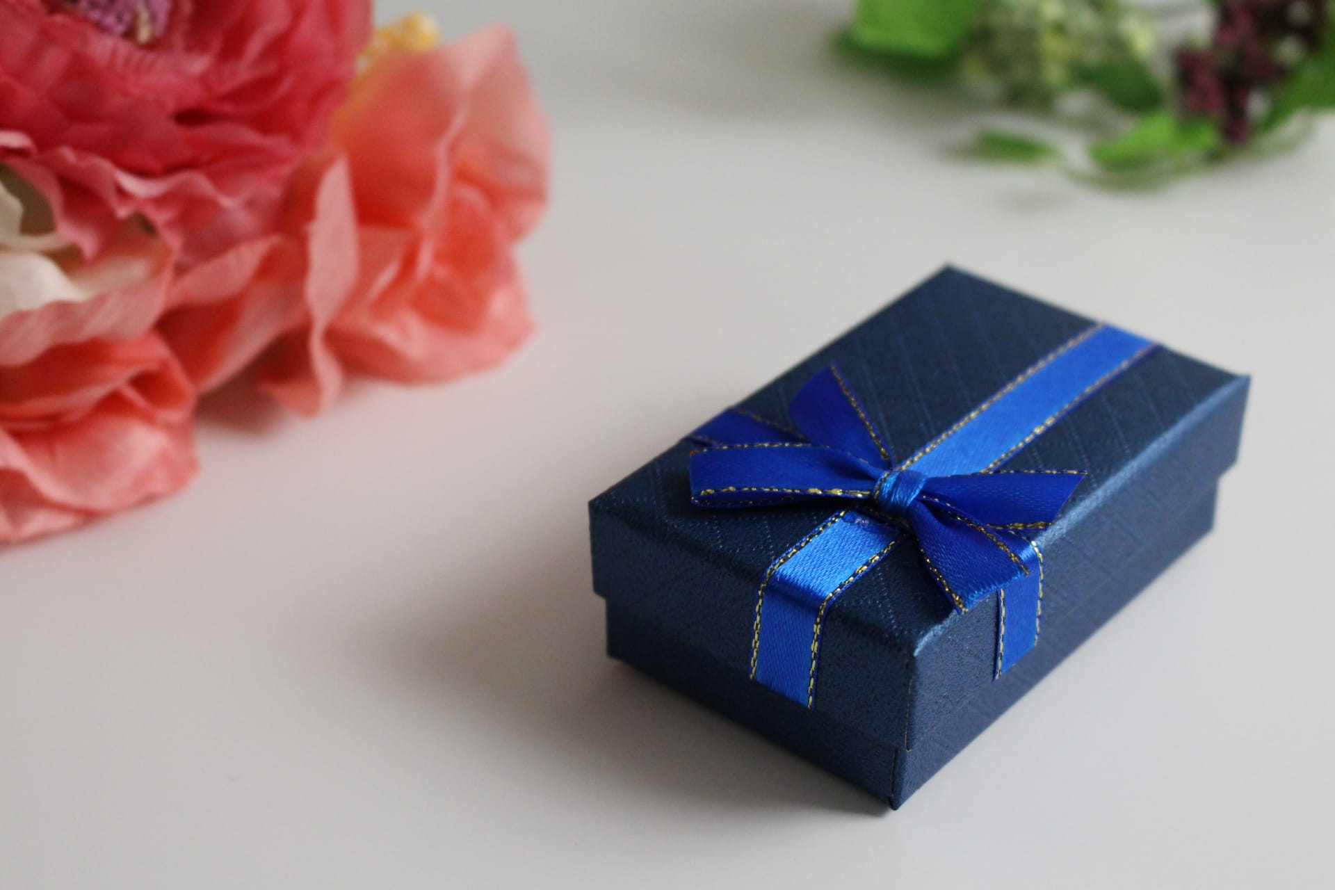 会社の記念品で喜ばれるアイテムは？人気ランキングや選ぶポイントも紹介